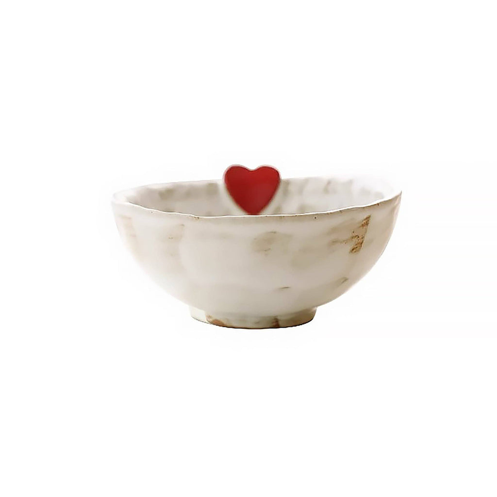 Handgjord keramikskål med präglat hjärta