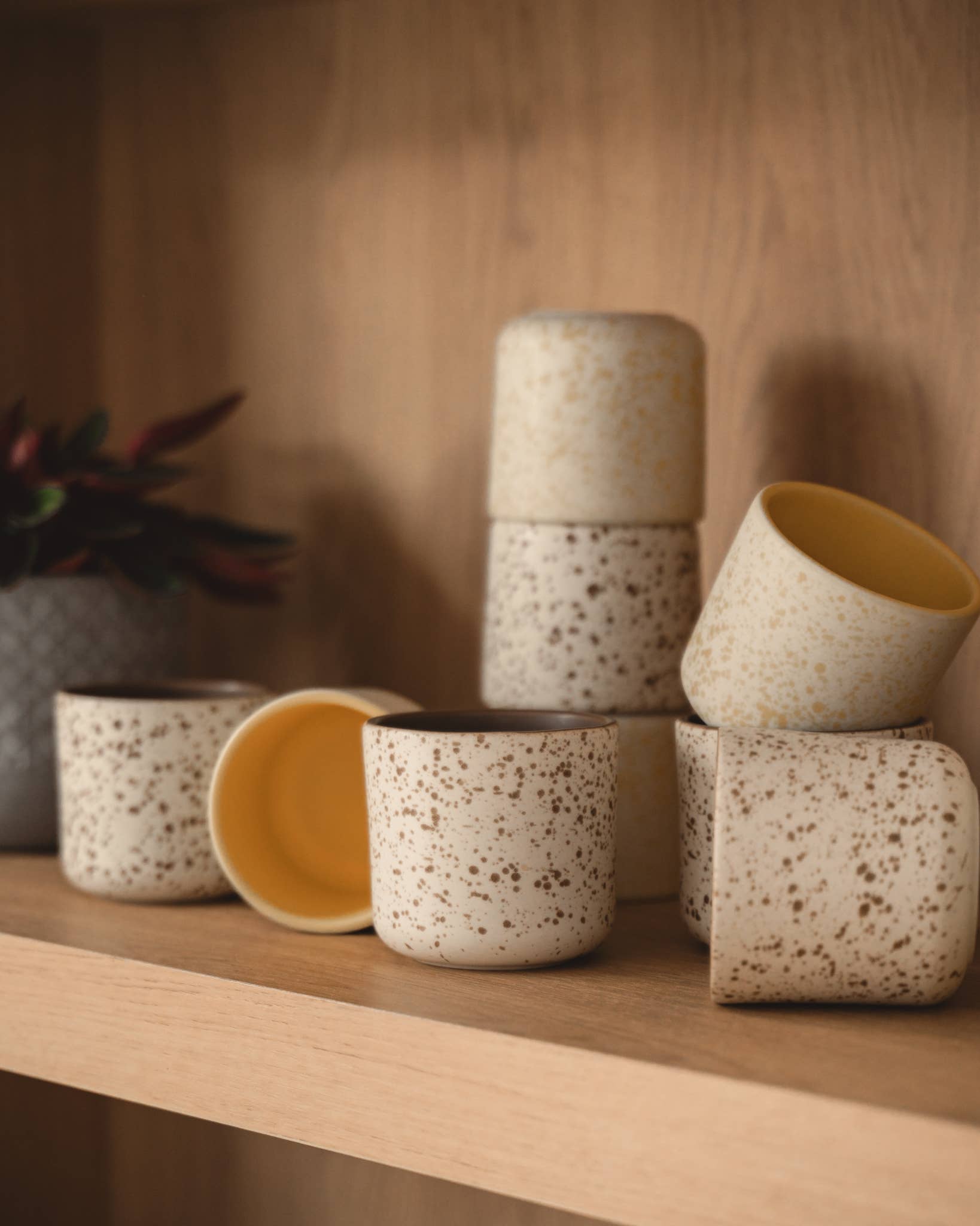 Artisanal stengods kaffekopp 210ml – Tumbler honungsglasyr